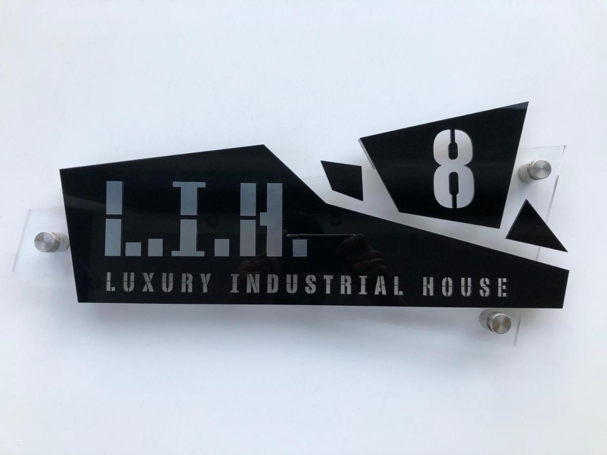 Luxury Industrial House 8 Apartment Paphos Exterior foto